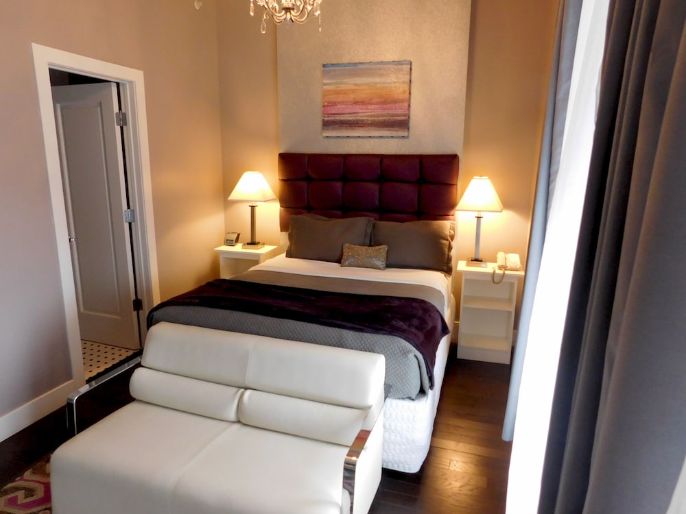 The Historic Gould Hotel Seneca Falls, an Ascend Collection Hotel 9/61