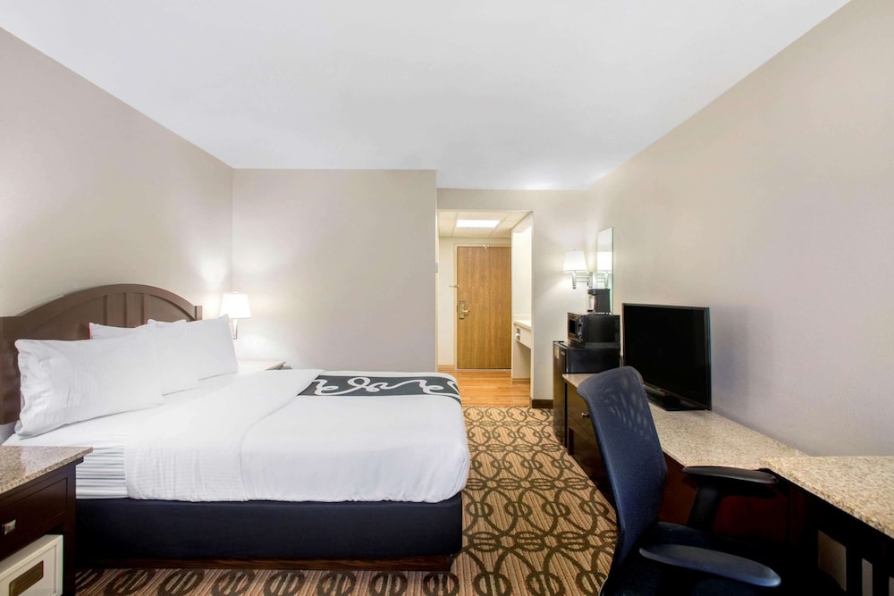 La Quinta Inn Springfield South 27/56