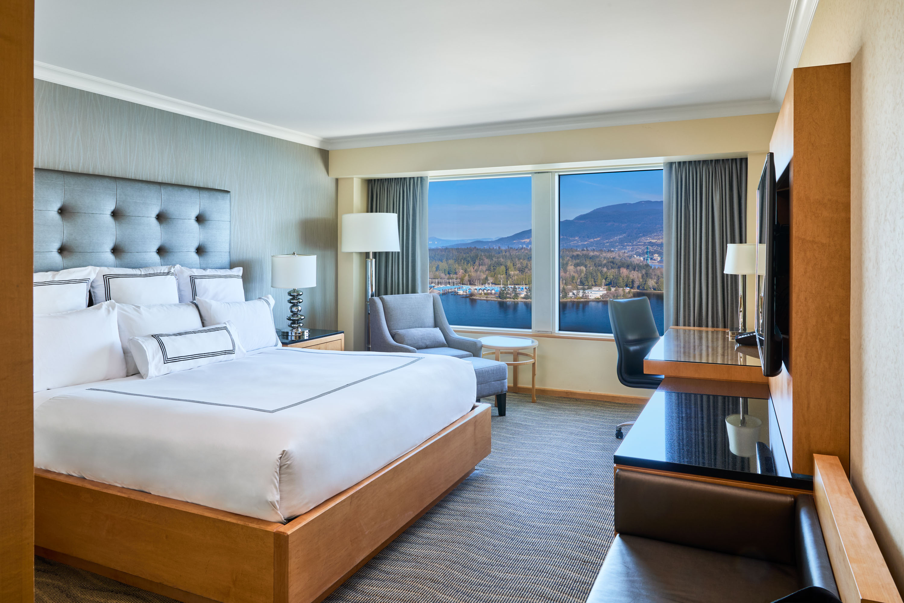 Harbor, Deluxe, King Bed