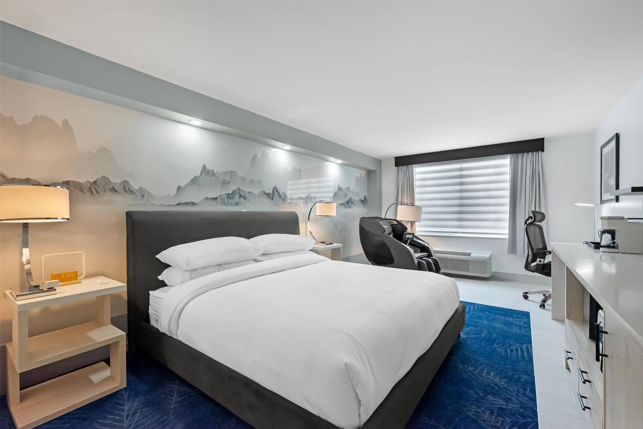 Blue A Modern Hotel, an Ascend Collection Hotel 11/26