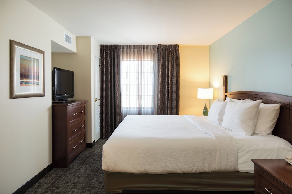 Staybridge Suites Toledo - Maumee 29/72