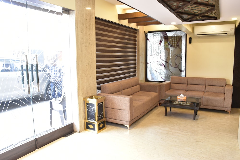 Hotel Kalpana Palace 30/48