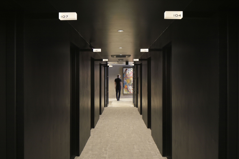 HOTEL CEN 38/44