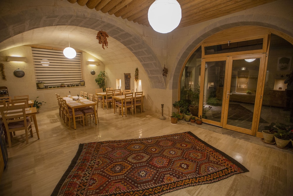 Maze Of Cappadocia 8/50