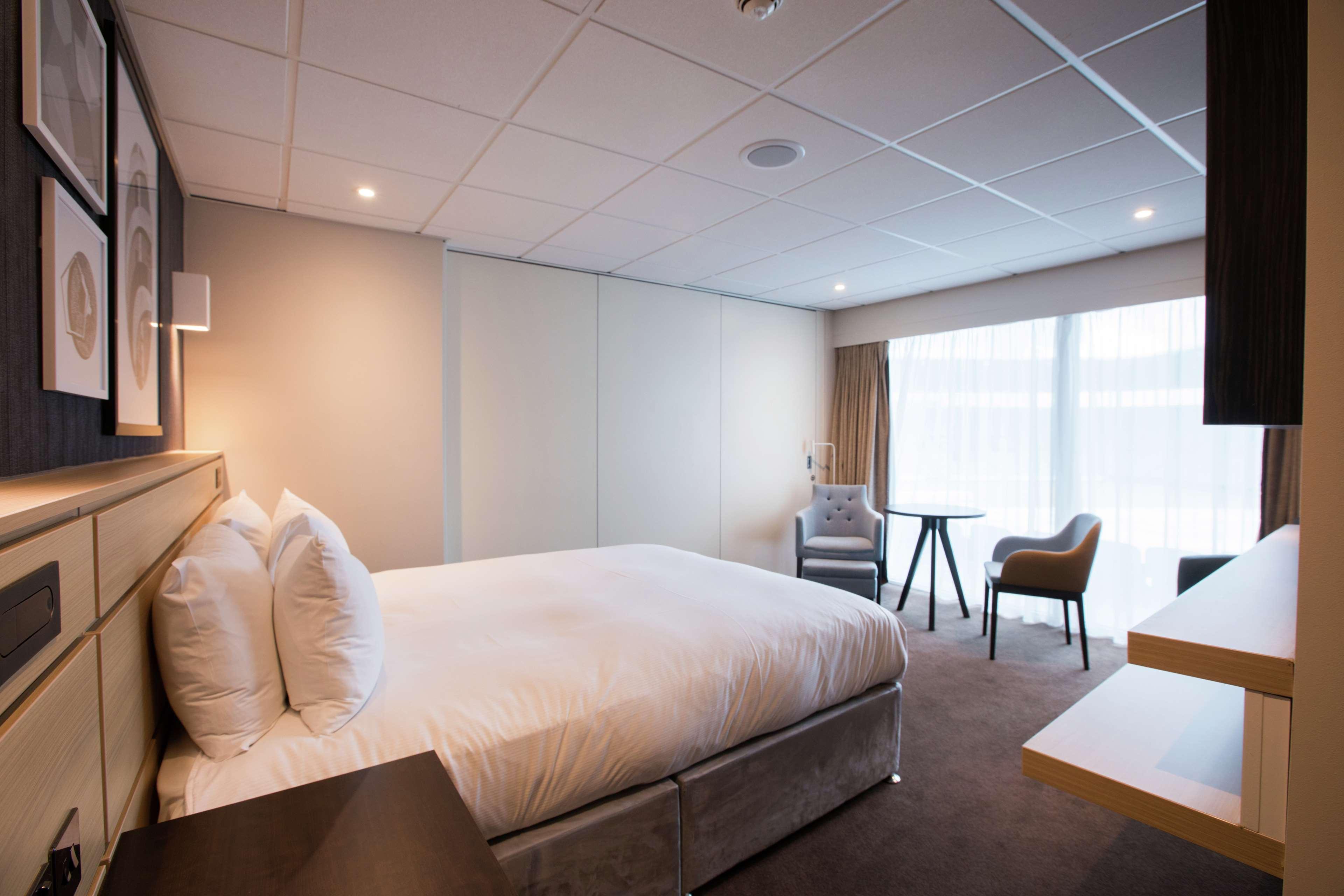 GUEST ROOM, QUEEN BED, ACCESSIBLE