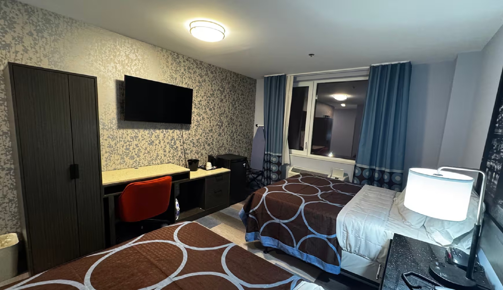 Super 8 by Wyndham Brooklyn Fulton Street/Broadway Junction 22/40