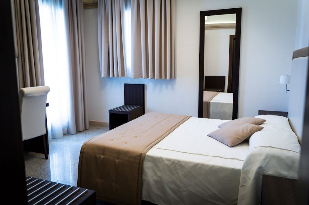BHB Hotel Manduria 8/50