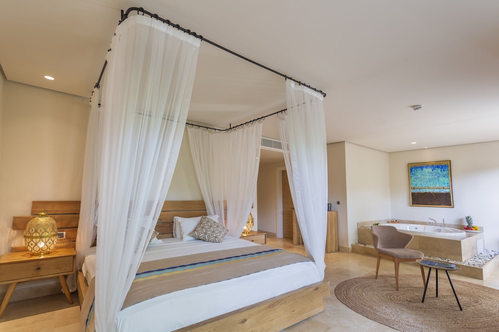 Ecclesia Boutique Hotel - Adults Only 10/61