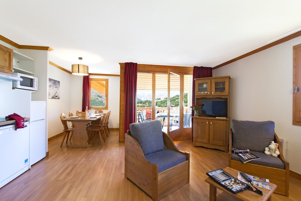 RESIDENCE ODALYS LE HAMEAU ET LES CHALETS DE LA VALLEE D'OR 26/43