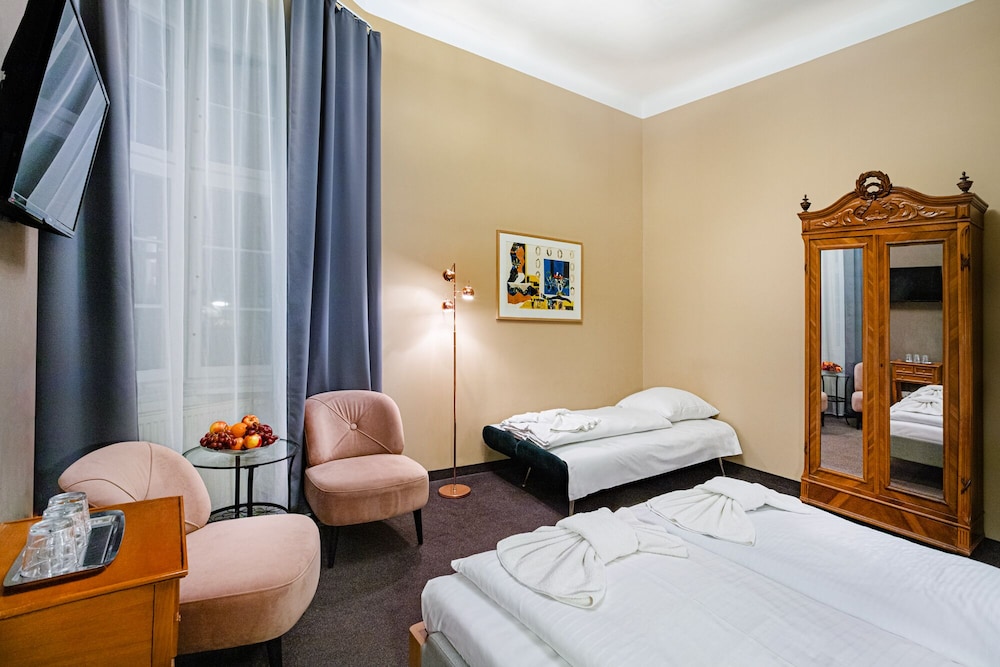 Bellevue Am Kurfurstendamm Hotel 33/62