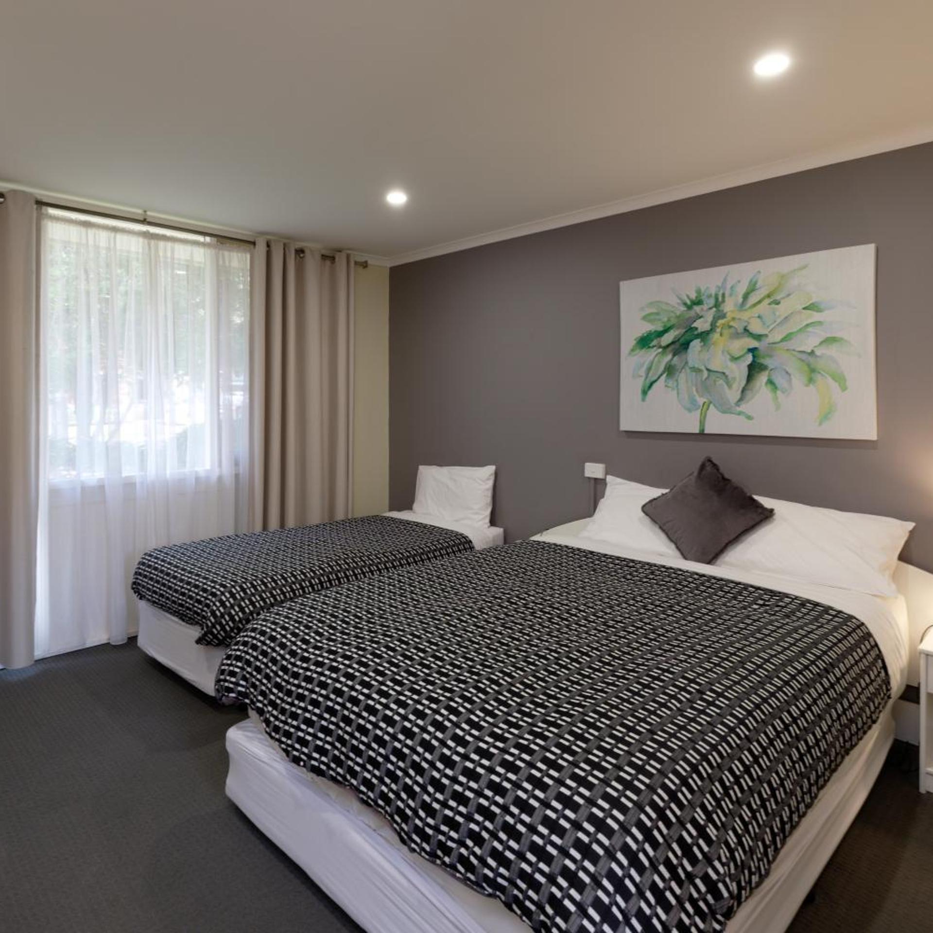 Keilor Motor Inn 8/26