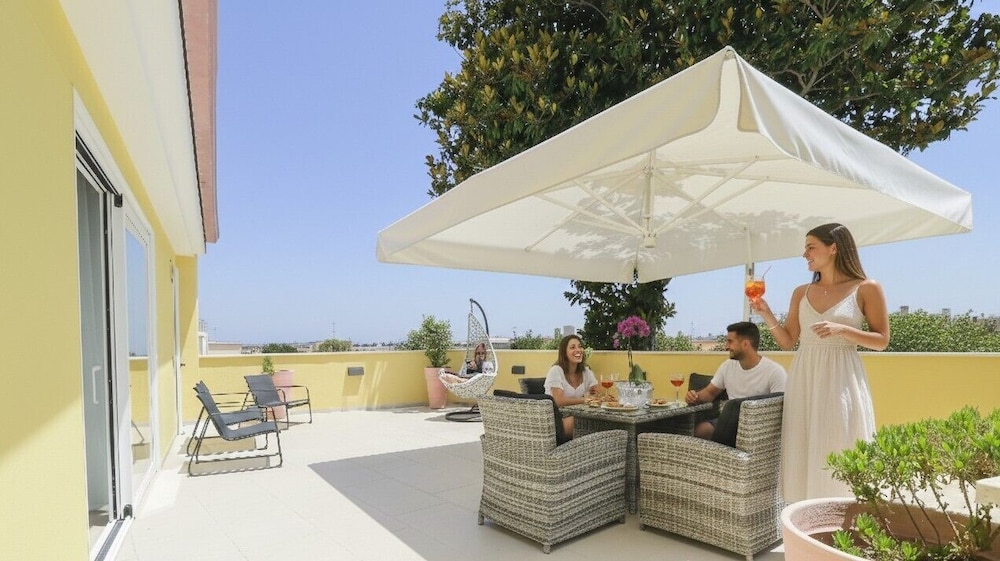 Marina 10 Boutique Design Hotel 3/46