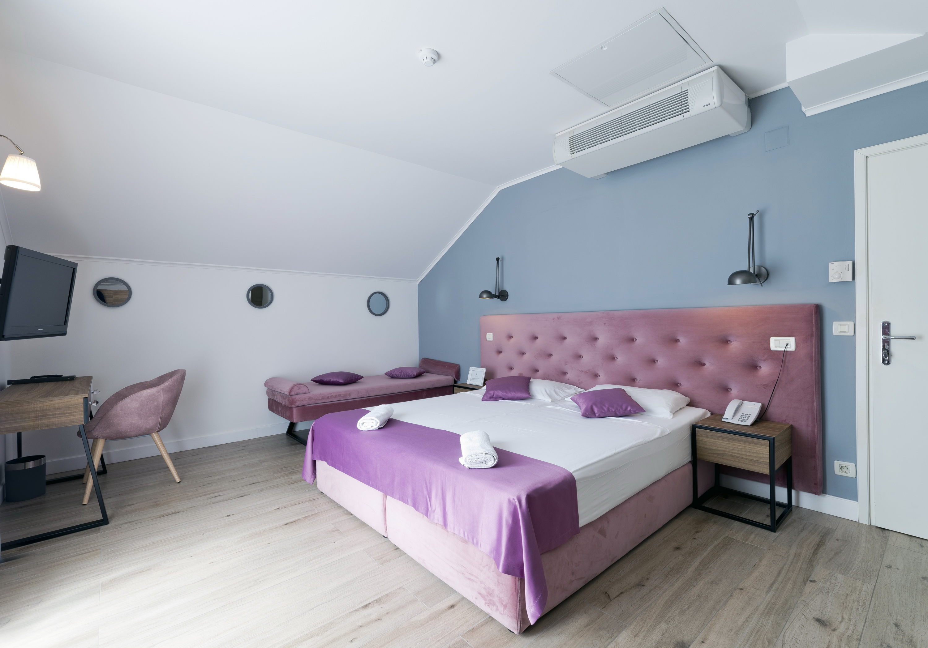 غرفة سوبيريور بسرير مزدوج بإطلالة جزئية على البحر، Perla Hotel Dubrovnik 2/3