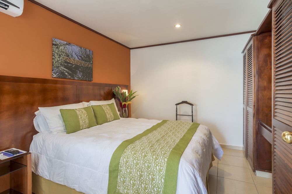 Hotel Suites Cristina 27/69