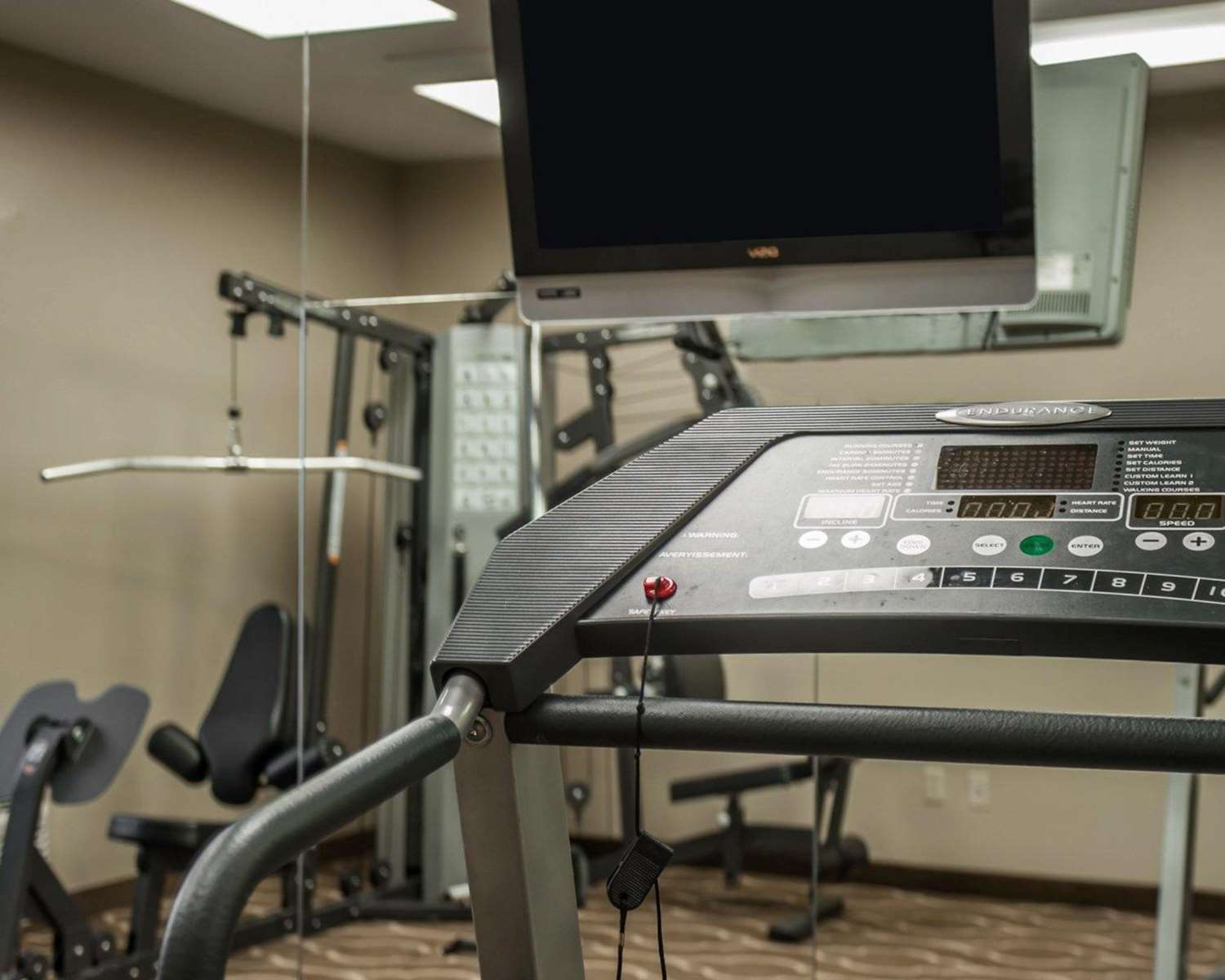 Quality Inn and Suites near St. Louis and I-255 17/33