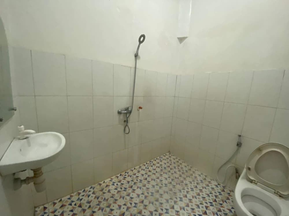Hotel O Jalan Malioboro Near Stasiun Tugu Yogyakarta Formerly Hotel Baru 43/45