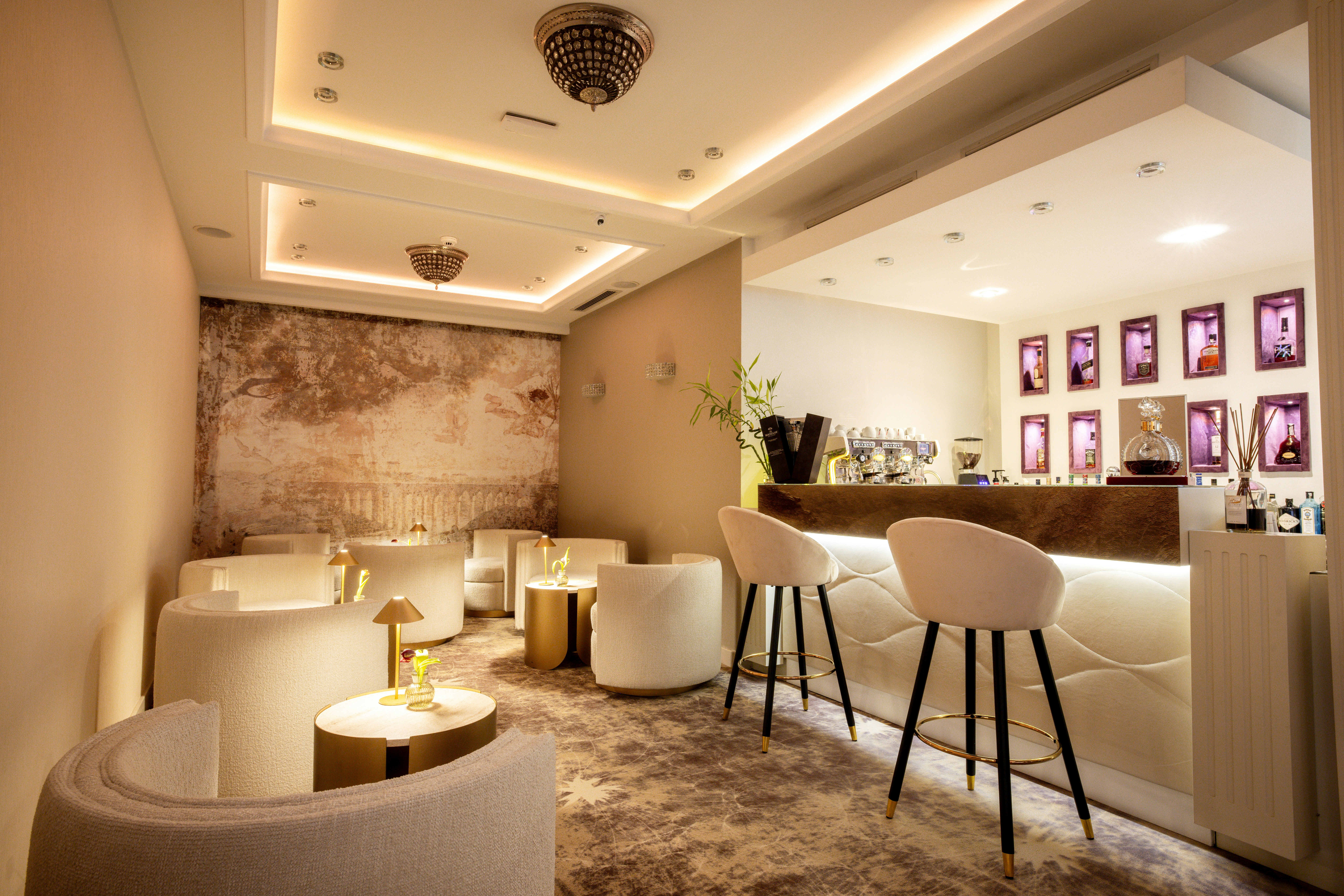 Tresor Le Palais Timisoara, Curio Collection by Hilton 56/61