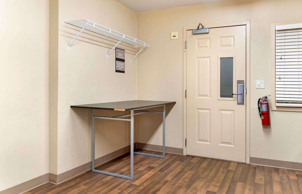 Extended Stay America - Detroit - Novi - Orchard Hill Place 6/57
