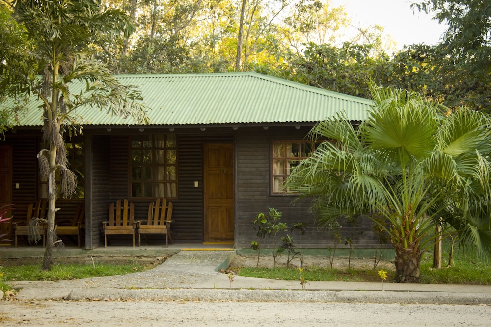 Canyon de La Vieja Lodge 8/63