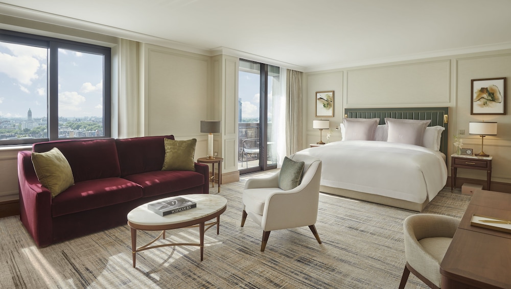 Jumeirah Carlton Tower London 35/46