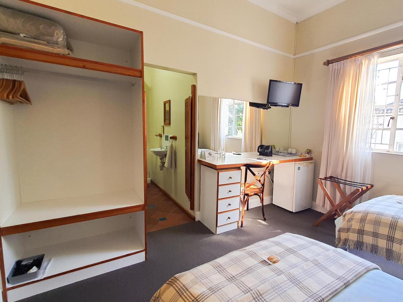 Cummings Guesthouse 26/47