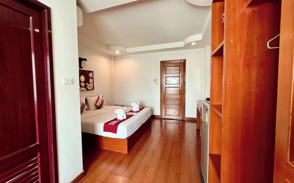 Sawadeelanna Hotel 14/63