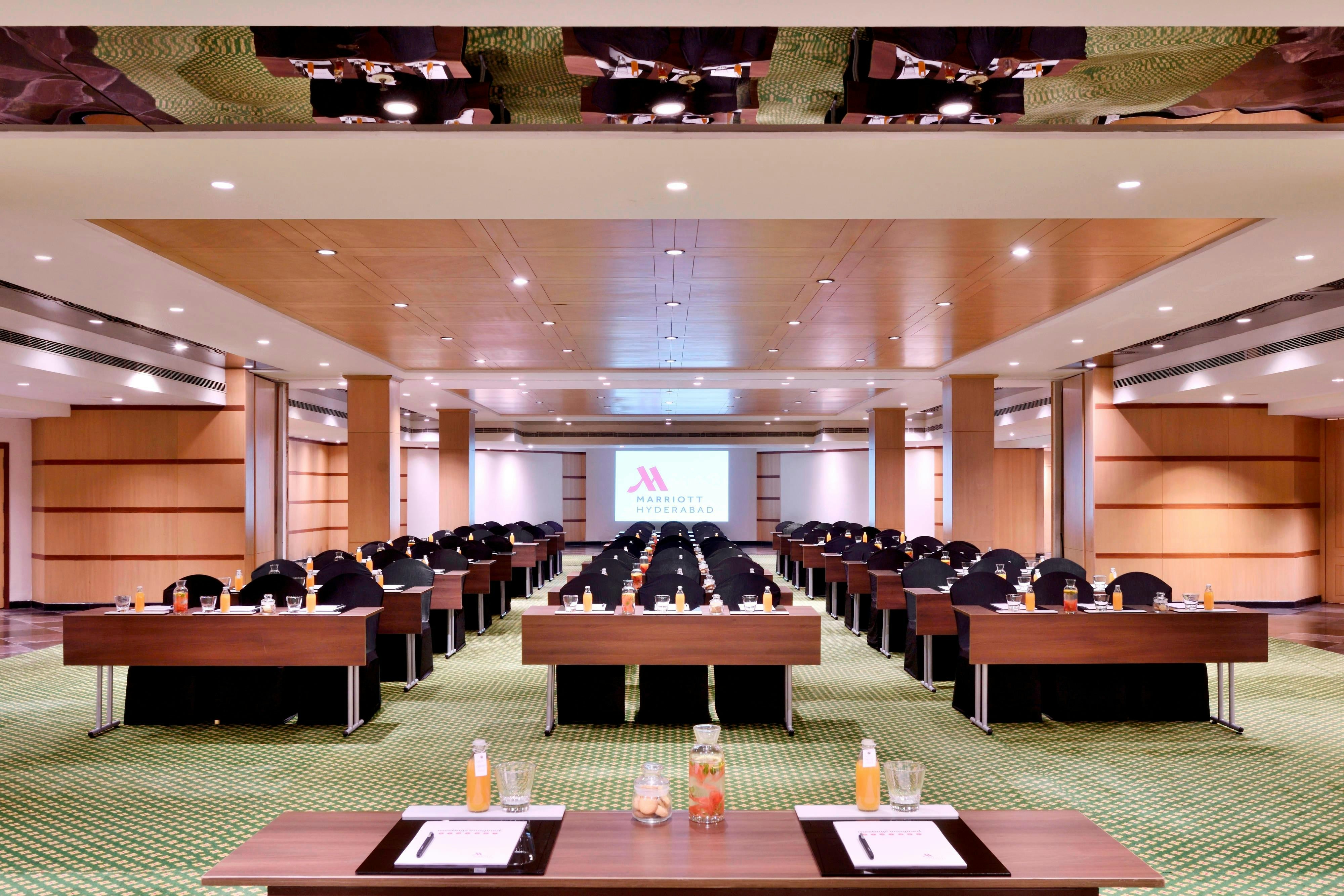 Hyderabad Marriott Hotel And Convention Centre 55/62