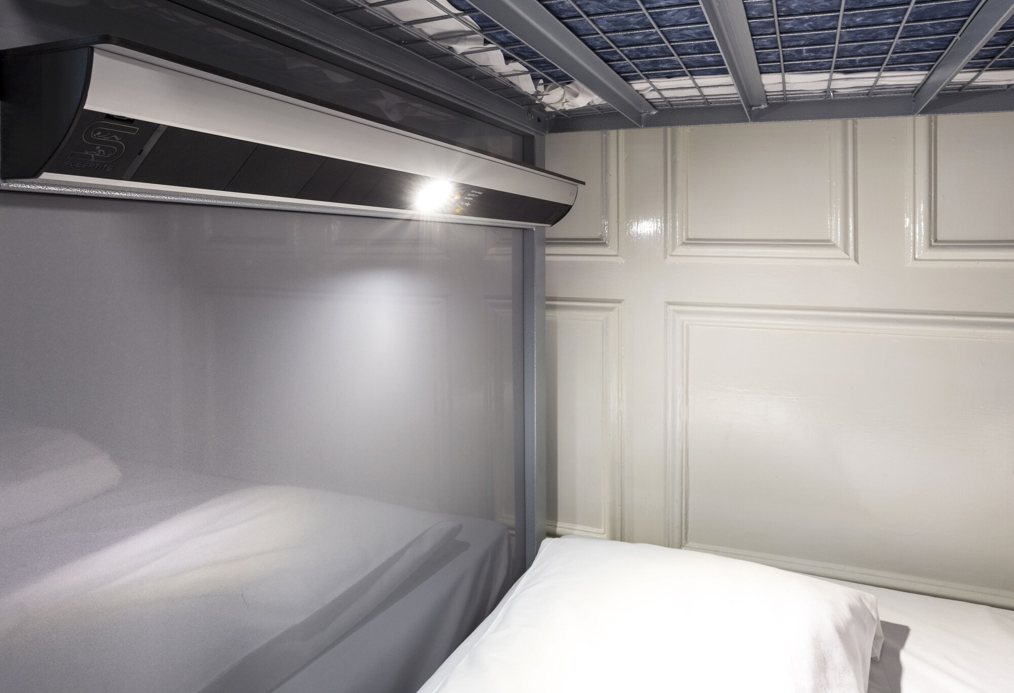 MIXED DORM, BASIC, 9 BEDS