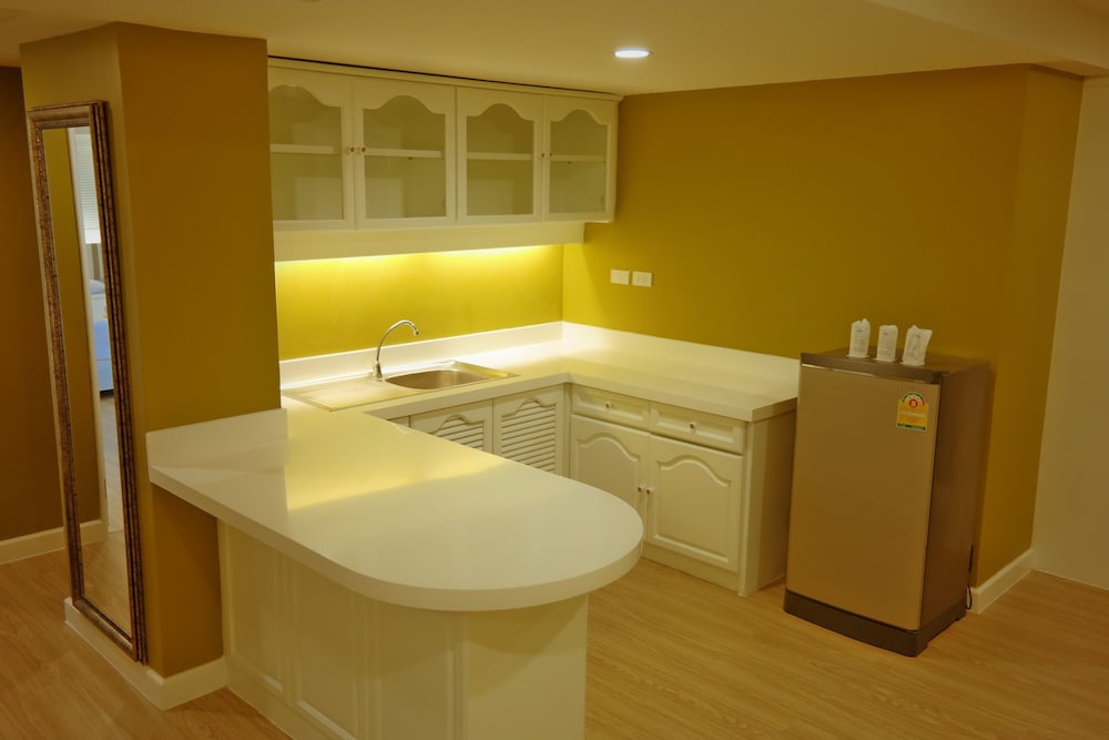 Ebina House 36/60