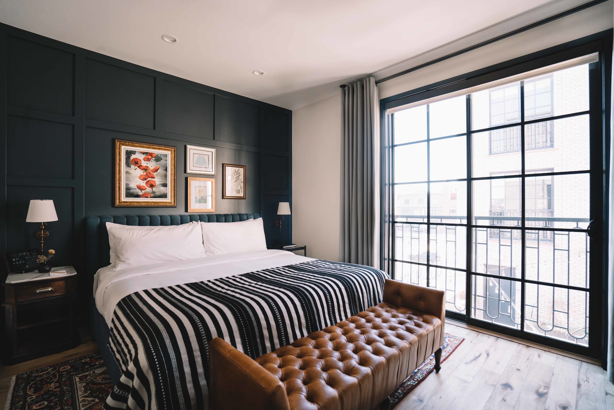 Juliette, King Bed, Accessible