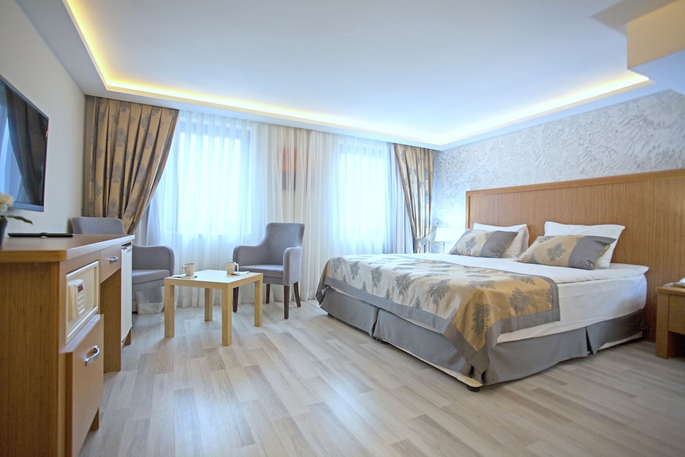 SUPERIOR, DOUBLE BED
