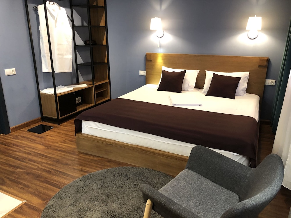 Elle Boutique Hotel 10/69