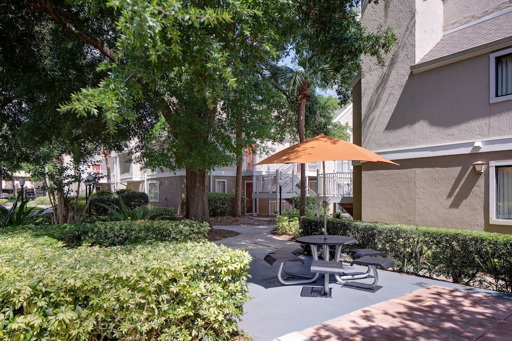 Residence Inn Orlando Altamonte Springs/Maitland 19/22
