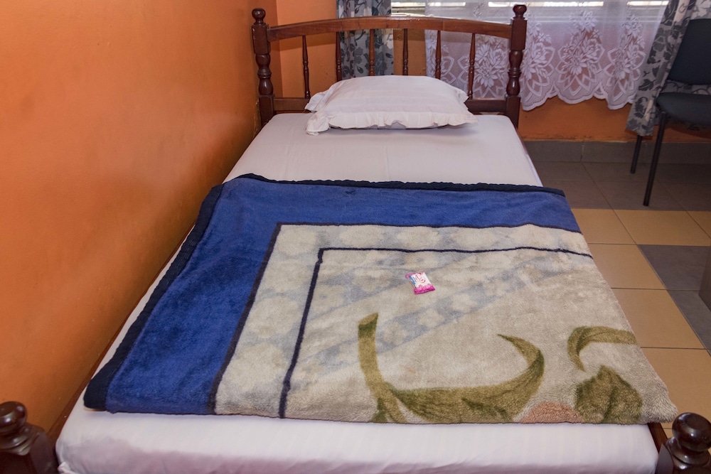 Rosama Guest House 23/42