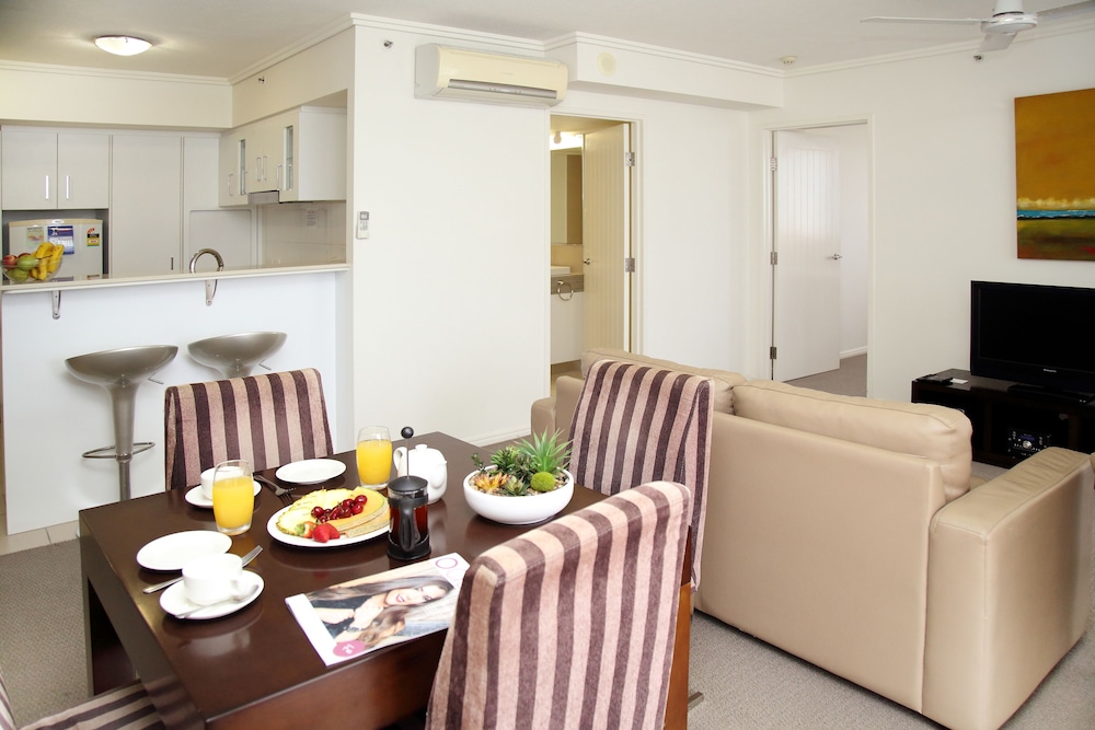 Cairns Central Plaza Apartment Hotel 30/43