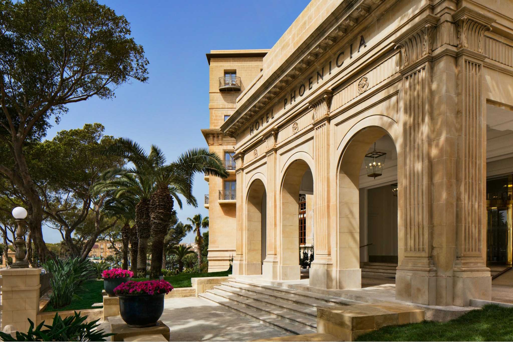 The Phoenicia Malta 8/85