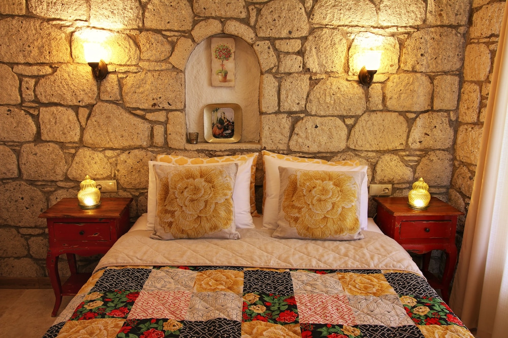 Kupina Butik Otel 62/84