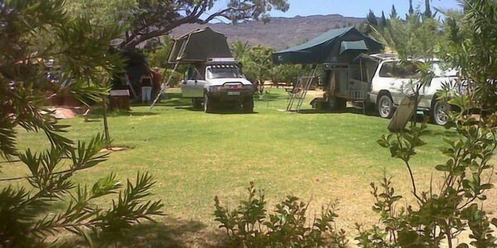 Oasis Country Lodge 28/36