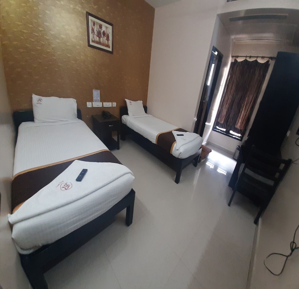 Balaji Residency 26/51