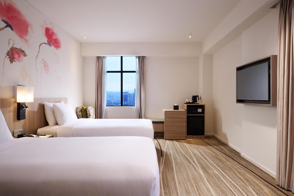 Tower, Deluxe, Twin Beds, Kuala Lumpur Tower View