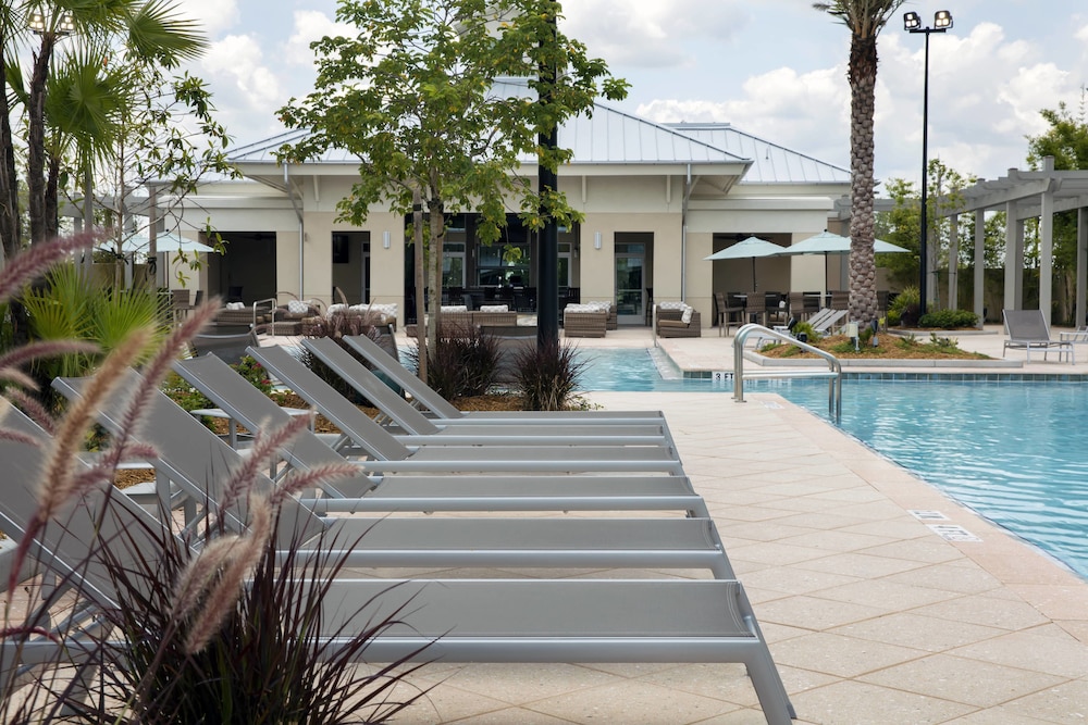TownePlace Suites Orlando at Flamingo Crossings Town Center/Western Entrance 1/69