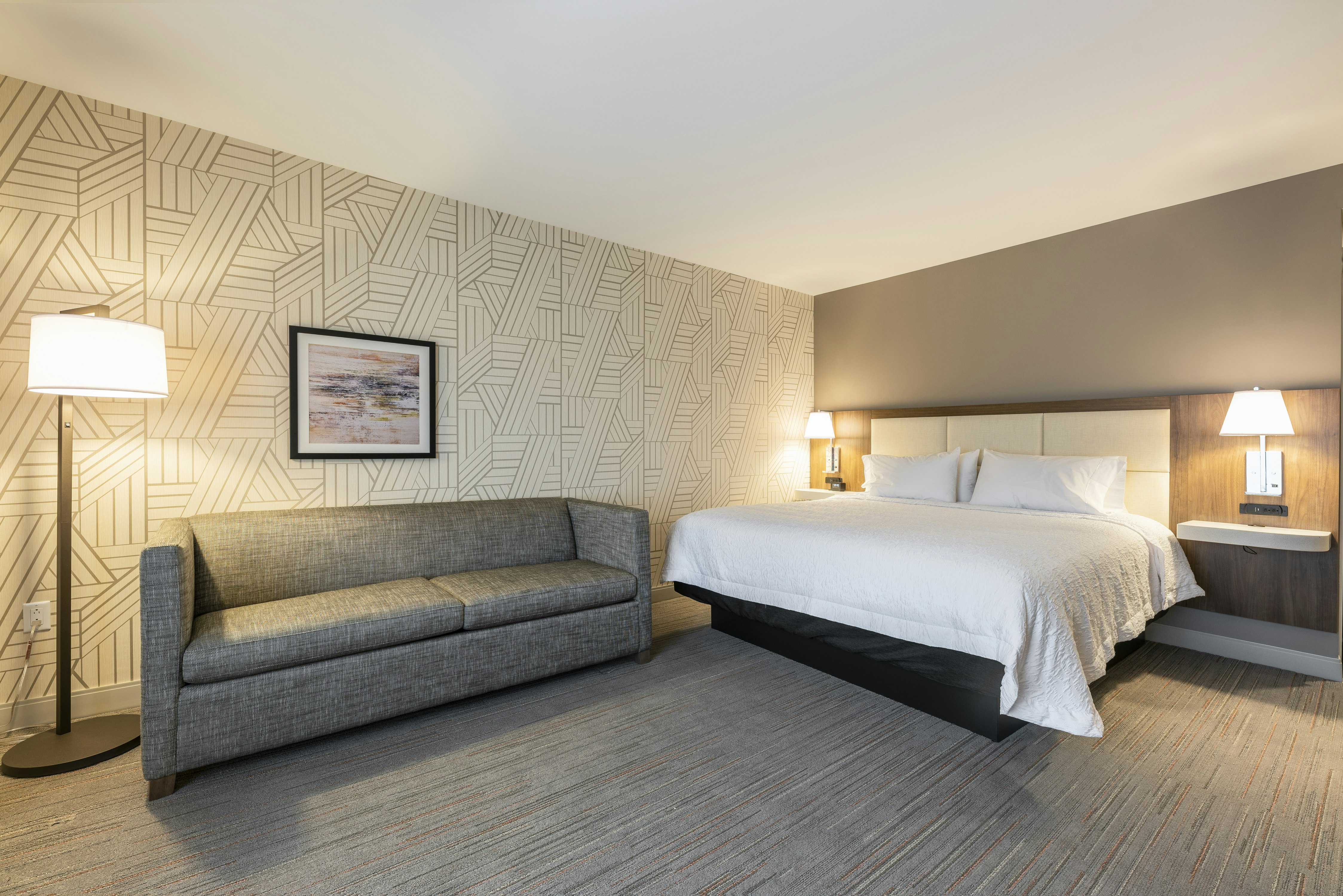 غرفة بسرير كينج، Hampton Inn and Suites Charlottetown 2/2