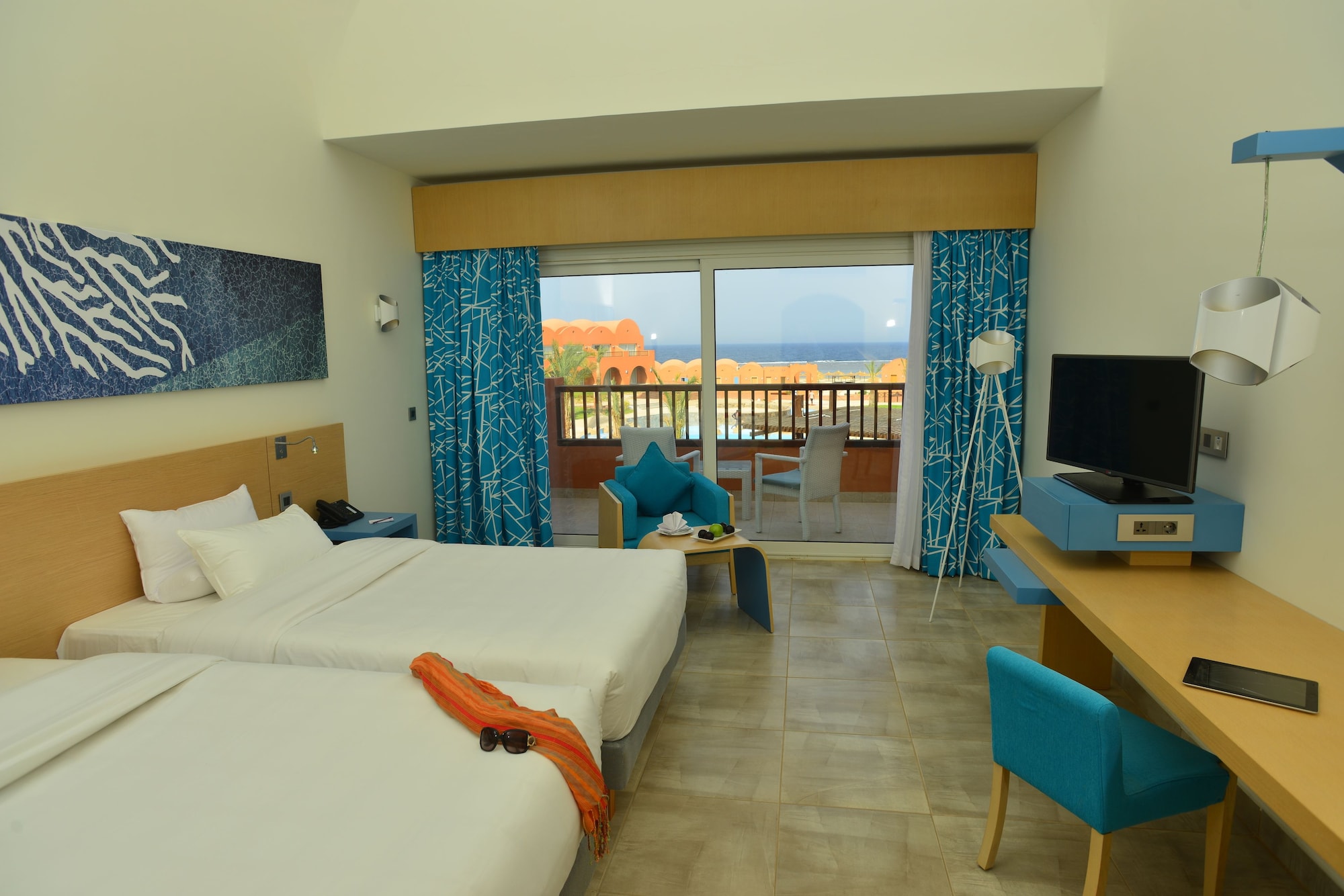 STANDARD, TWIN BEDS, SEA VIEW