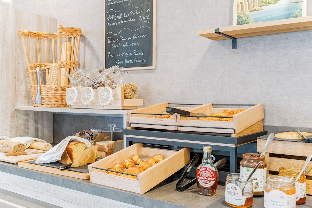 Kyriad Direct Tours Sud Chambray Les Tours 31/58