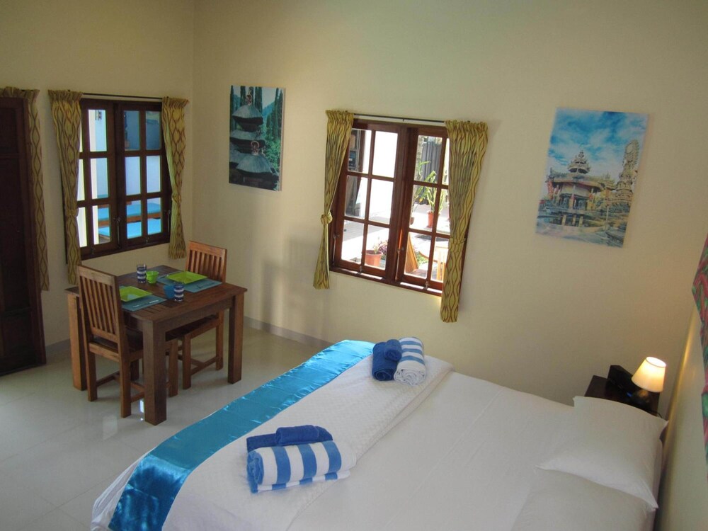 Lovina Oasis 13/28