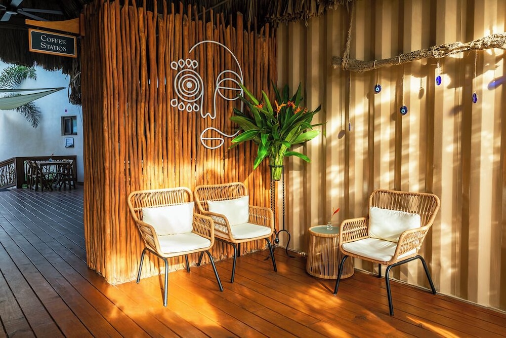 Kalimera Beach Hotel 33/48