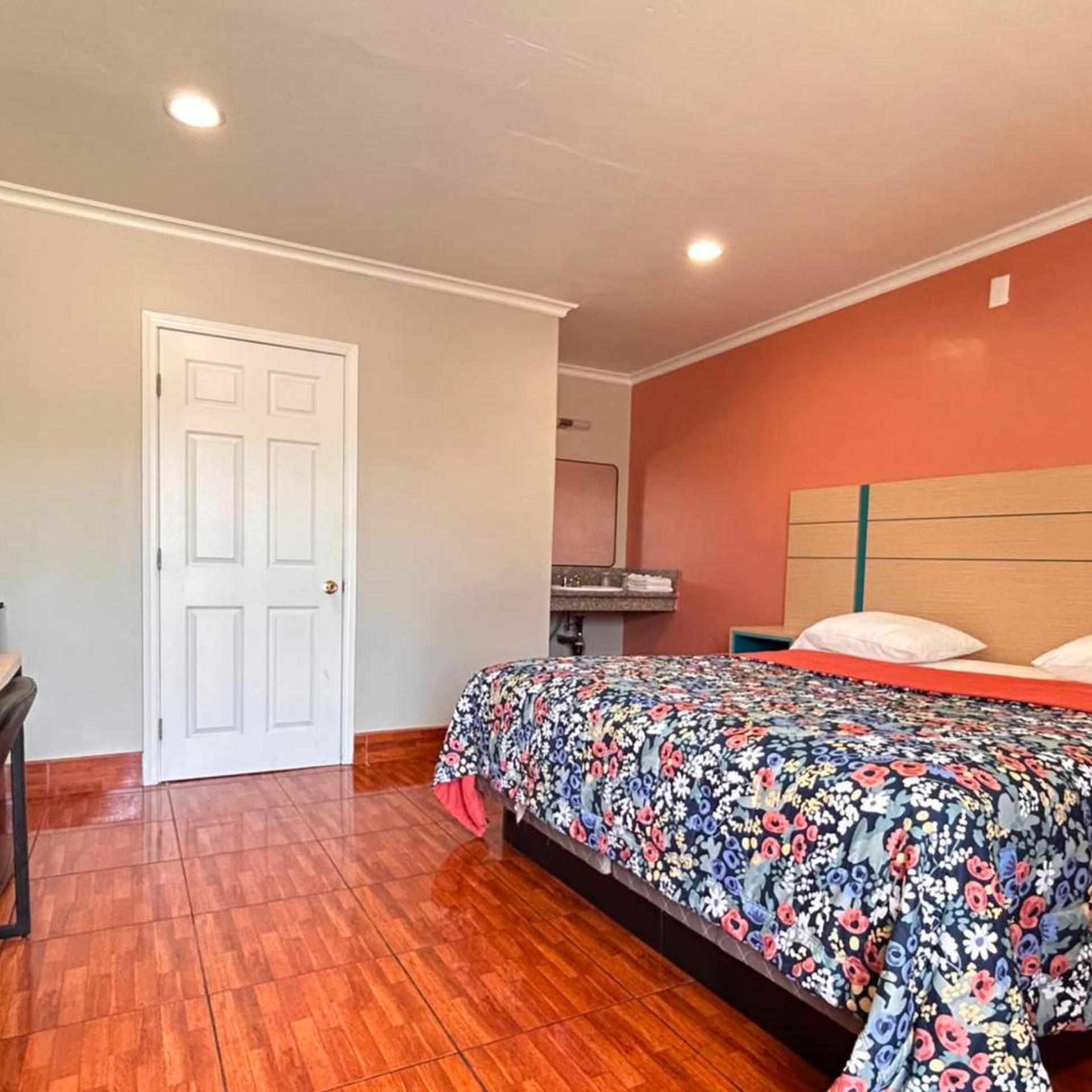 OYO Sandpiper Motel 9/24