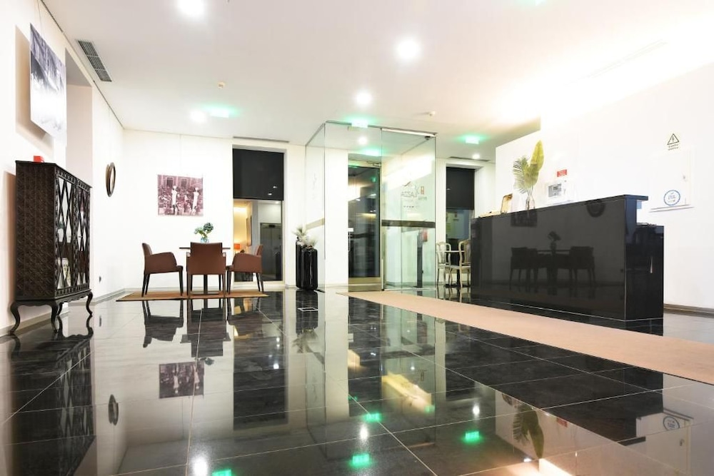 Lazza Hotel 4/45