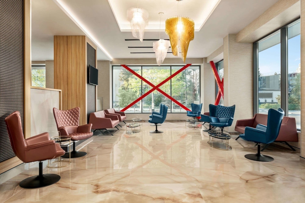 Ramada By Wyndham Ramnicu Valcea 28/52