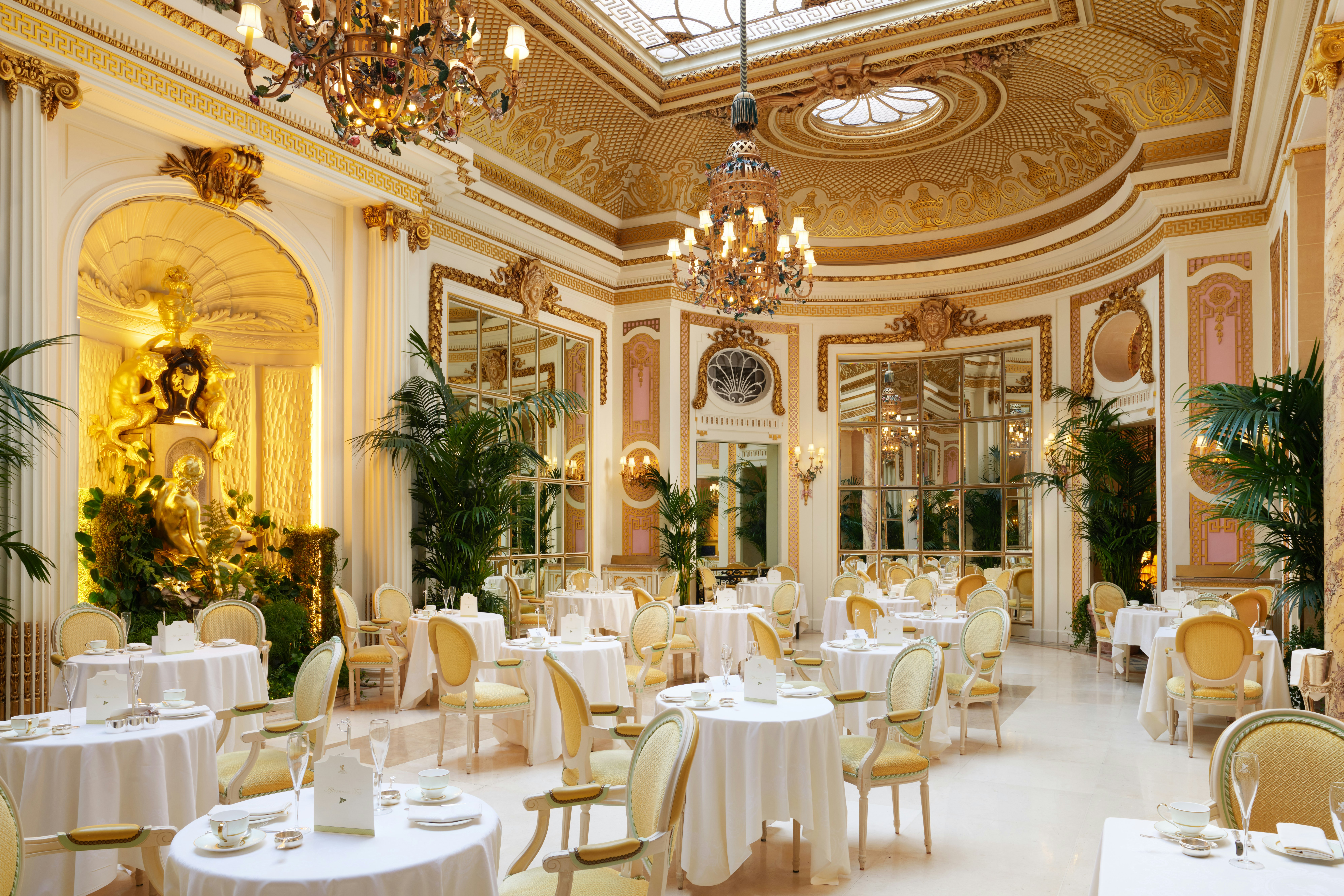 RITZ LONDON 84/99